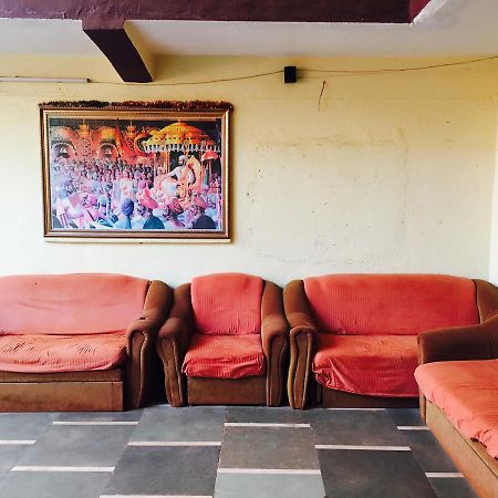 Hotel Madhumalti มาเทรัน ภายนอก รูปภาพ
