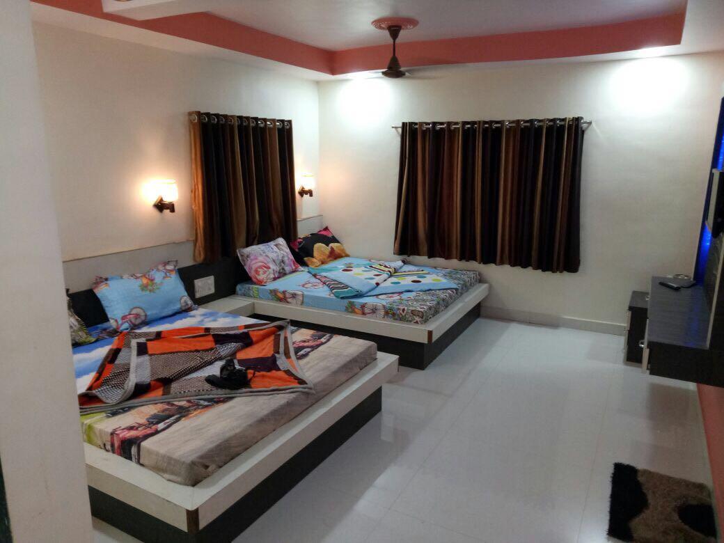 Hotel Madhumalti มาเทรัน ภายนอก รูปภาพ