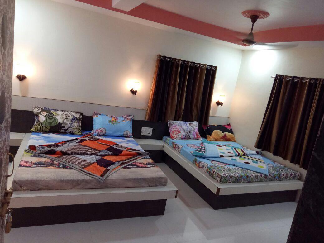 Hotel Madhumalti มาเทรัน ภายนอก รูปภาพ
