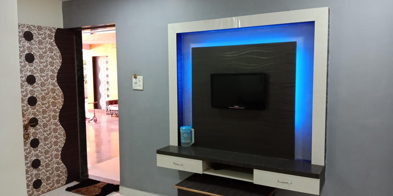 Hotel Madhumalti มาเทรัน ภายนอก รูปภาพ